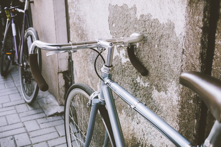 Common Myths About Steel Frame Selection & Vintage Restoration I Stopped Believing