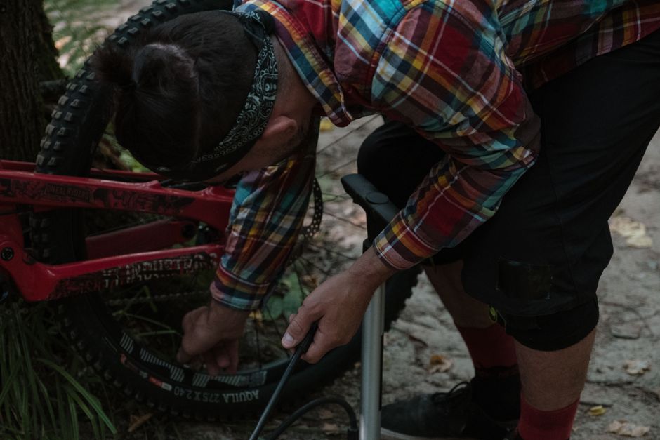 My Golden Rules for Bicycle Tires, Puncture Proofing & Tubeless That Never Let Me Down